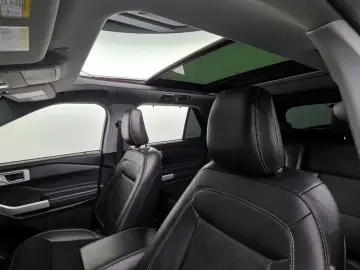 2022 Ford Explorer с пробегом 57 095 км