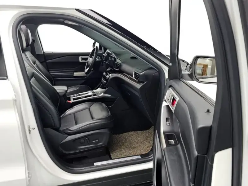 2022 Ford Explorer с пробегом 54 513 км