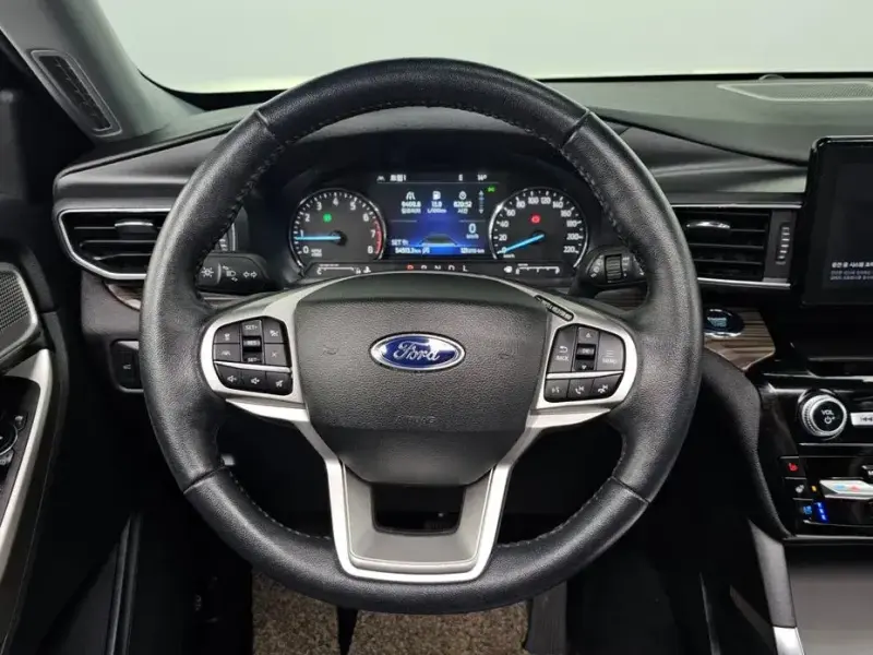 2022 Ford Explorer с пробегом 54 513 км