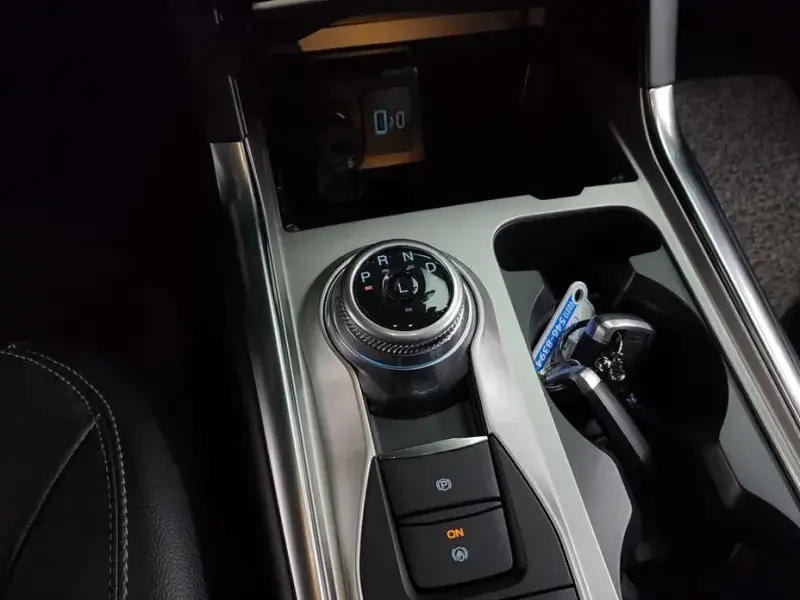 2021 Ford Explorer с пробегом 9 935 км