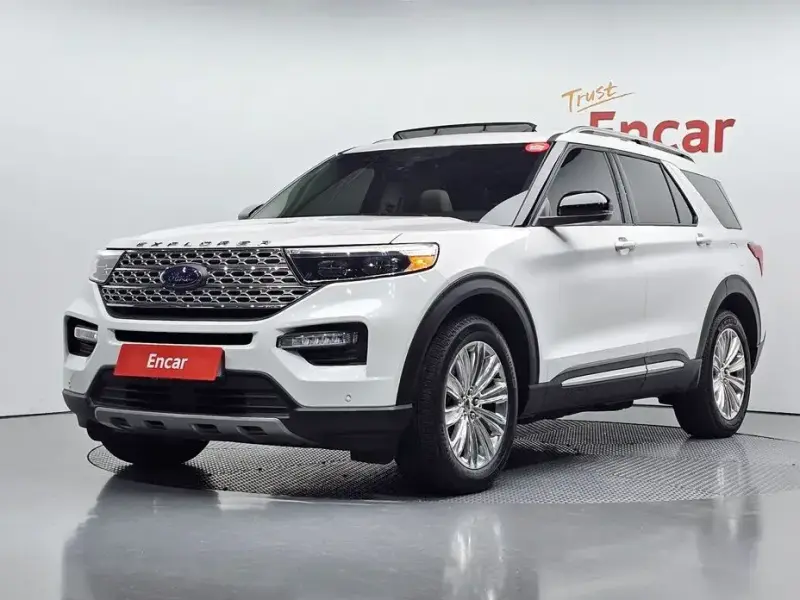 2022 Ford Explorer с пробегом 21 853 км
