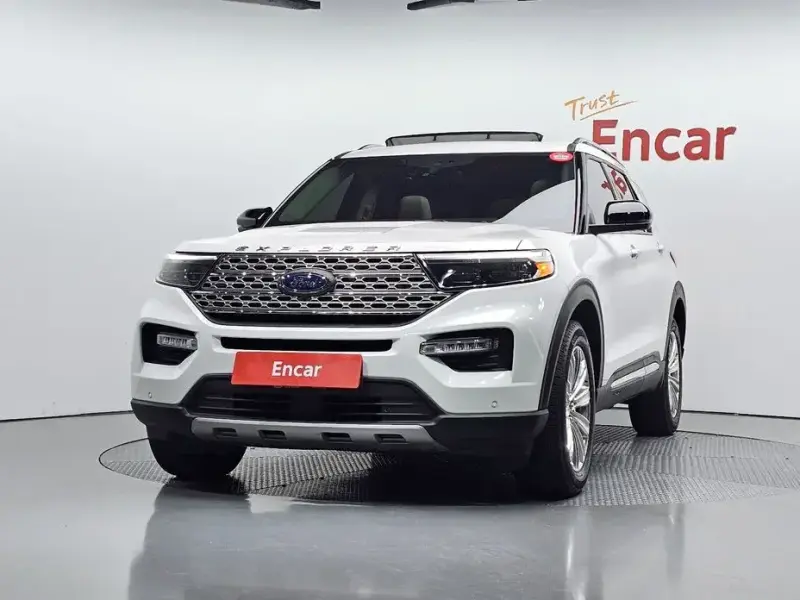 2022 Ford Explorer с пробегом 21 853 км