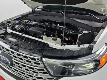 2022 Ford Explorer с пробегом 21 853 км
