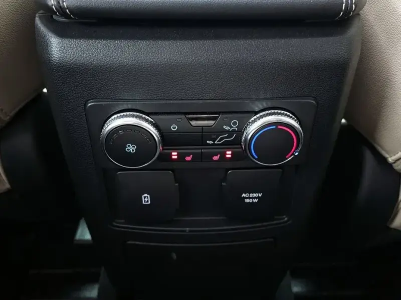 2022 Ford Explorer с пробегом 21 853 км