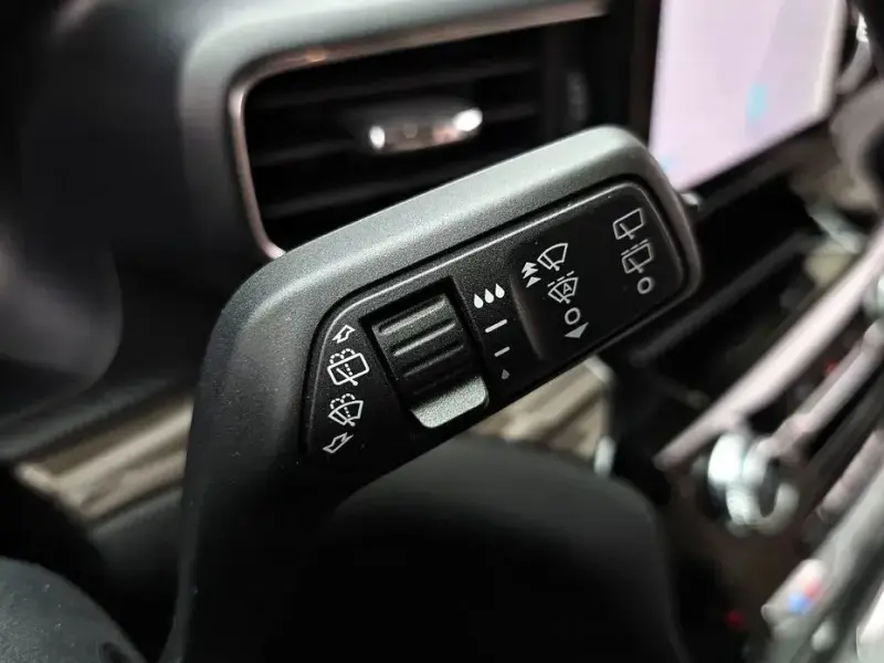 2022 Ford Explorer с пробегом 21 853 км