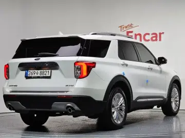 2022 Ford Explorer с пробегом 75 021 км