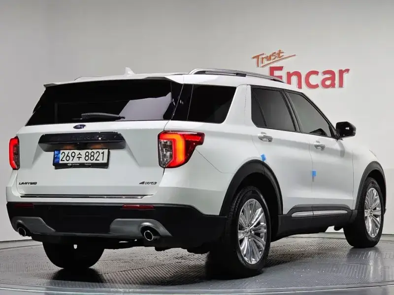 2022 Ford Explorer с пробегом 75 021 км