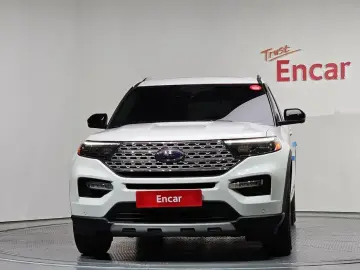 2022 Ford Explorer с пробегом 75 021 км