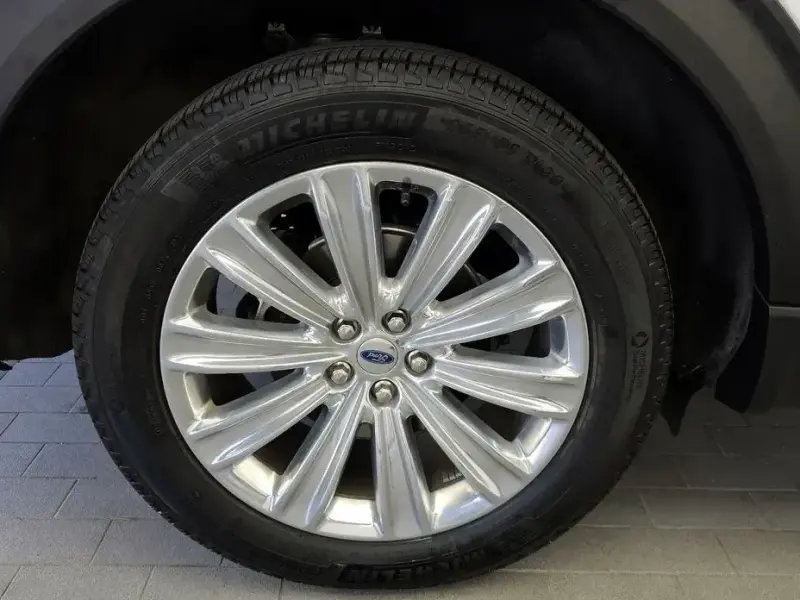 2022 Ford Explorer с пробегом 75 021 км