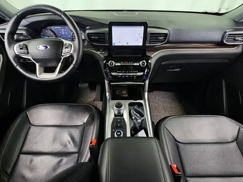 2022 Ford Explorer с пробегом 75 021 км