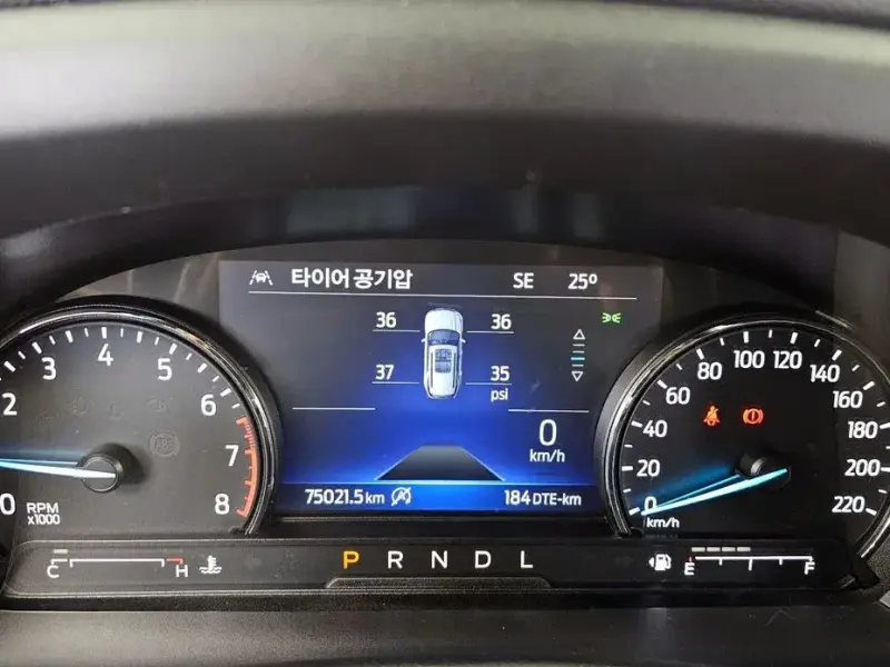 2022 Ford Explorer с пробегом 75 021 км