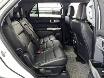 2022 Ford Explorer с пробегом 75 021 км