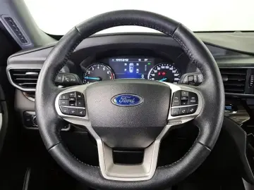 2022 Ford Explorer с пробегом 75 021 км