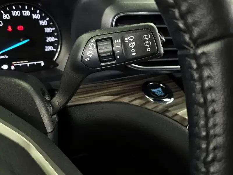 2022 Ford Explorer с пробегом 75 021 км