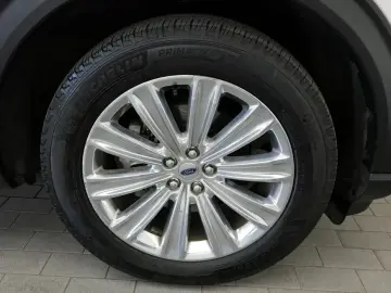 2022 Ford Explorer с пробегом 75 021 км