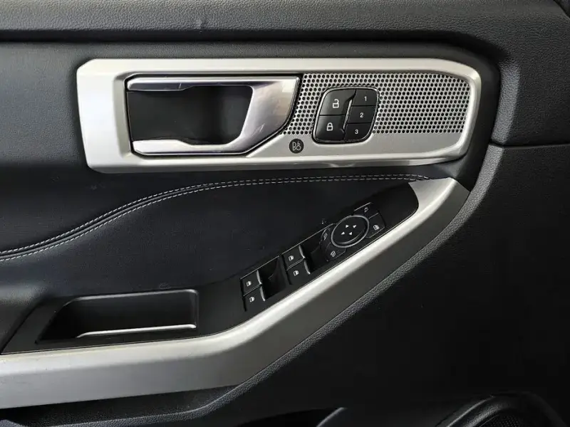 2022 Ford Explorer с пробегом 75 021 км