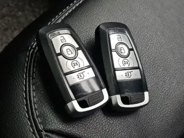 2022 Ford Explorer с пробегом 75 021 км