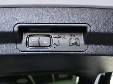 2022 Ford Explorer с пробегом 75 021 км