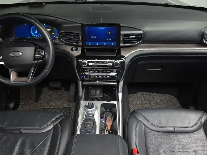 2021 Ford Explorer с пробегом 48 477 км
