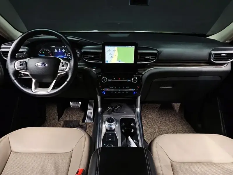 2022 Ford Explorer с пробегом 45 238 км