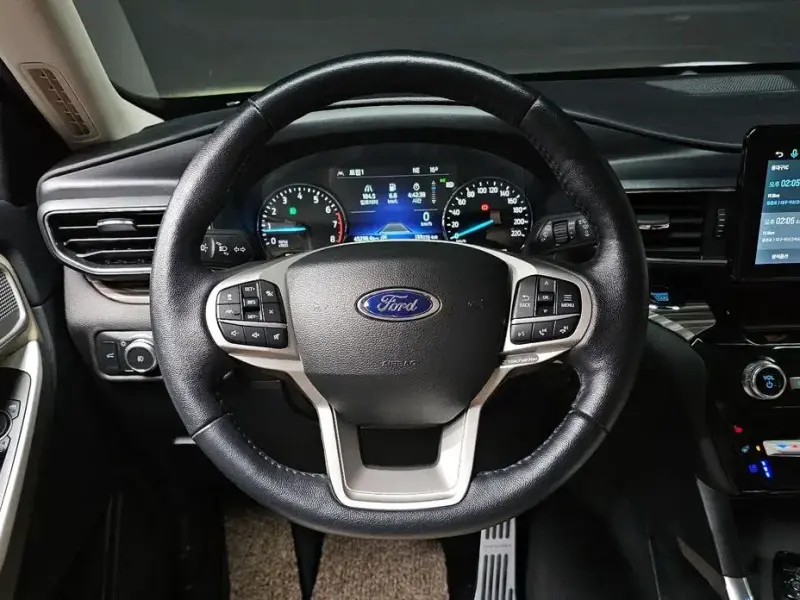 2022 Ford Explorer с пробегом 45 238 км