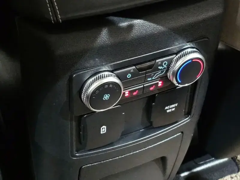 2022 Ford Explorer с пробегом 45 238 км