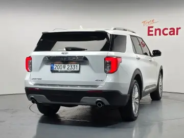 2021 Ford Explorer с пробегом 51 910 км