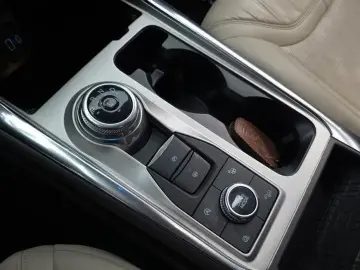 2022 Ford Explorer с пробегом 106 784 км