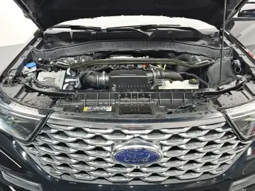 2021 Ford Explorer с пробегом 15 065 км
