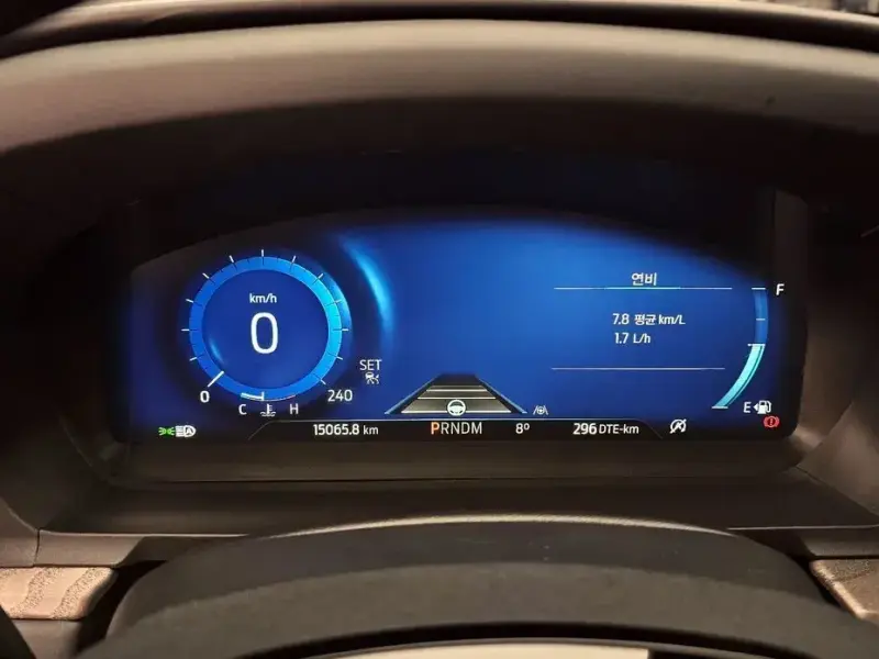 2021 Ford Explorer с пробегом 15 065 км
