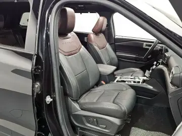 2021 Ford Explorer с пробегом 15 065 км
