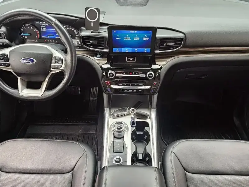 2021 Ford Explorer с пробегом 87 598 км