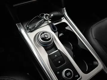 2021 Ford Explorer с пробегом 87 598 км