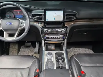 2022 Ford Explorer с пробегом 64 686 км