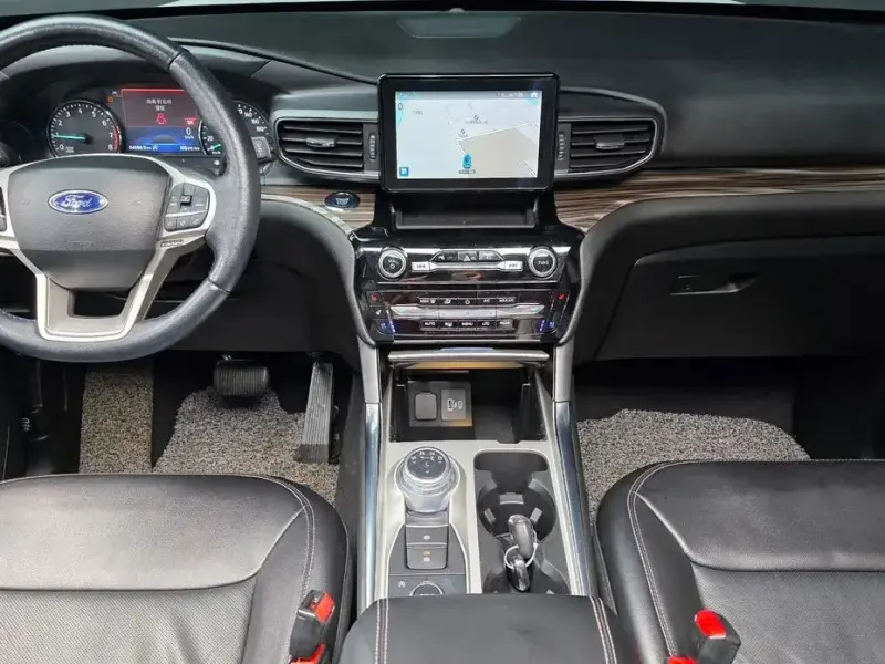 2022 Ford Explorer с пробегом 64 686 км