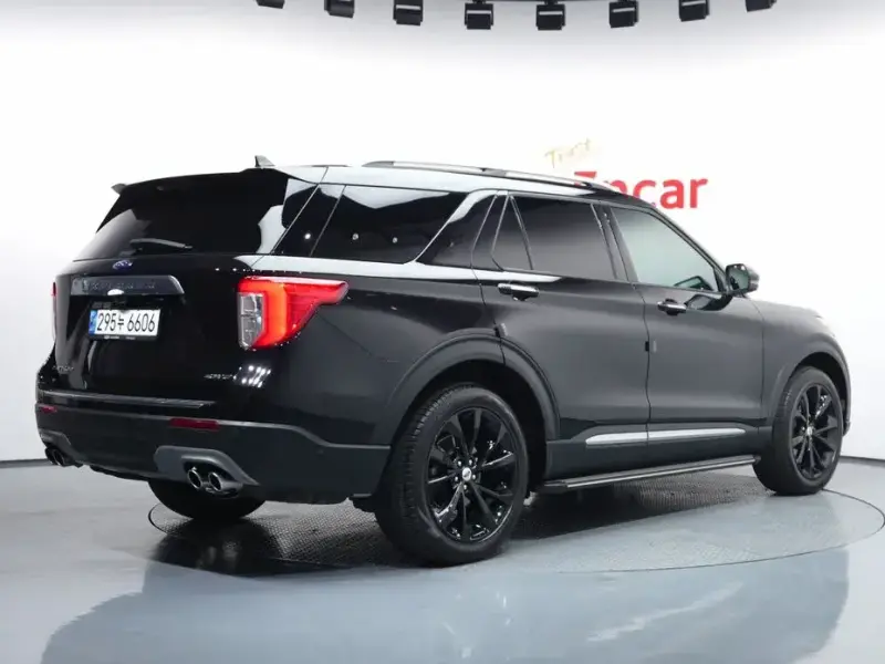 2021 Ford Explorer с пробегом 30 040 км