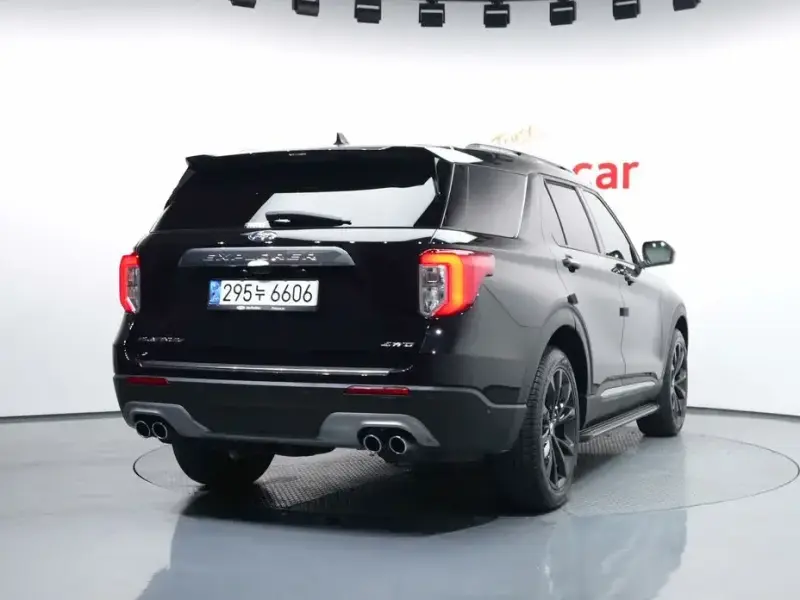 2021 Ford Explorer с пробегом 30 040 км