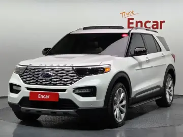 2022 Ford Explorer с пробегом 18 454 км