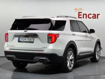 2022 Ford Explorer с пробегом 18 454 км