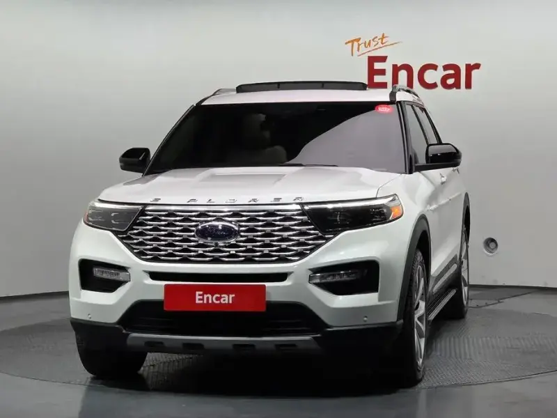 2022 Ford Explorer с пробегом 18 454 км