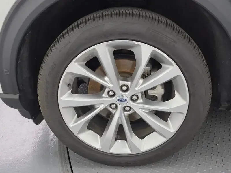 2021 Ford Explorer с пробегом 29 954 км