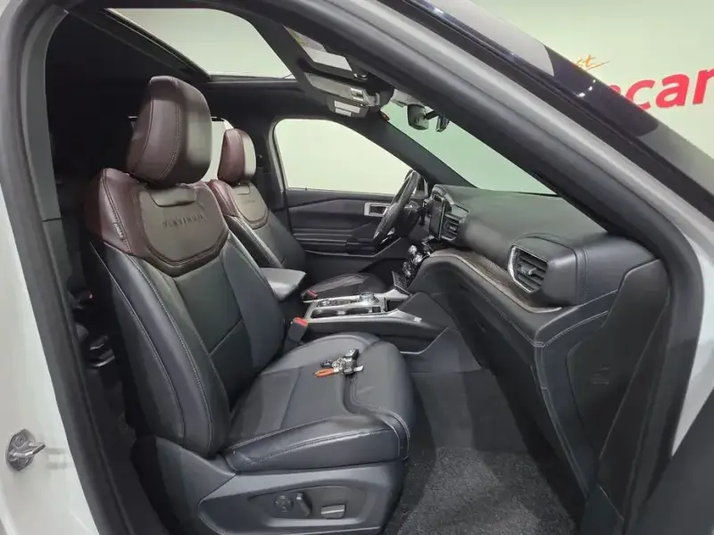 2021 Ford Explorer с пробегом 29 954 км