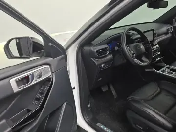 2021 Ford Explorer с пробегом 29 954 км