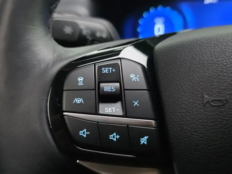 2021 Ford Explorer с пробегом 29 954 км