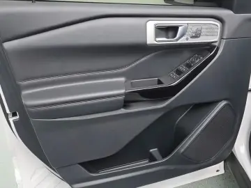 2021 Ford Explorer с пробегом 29 954 км