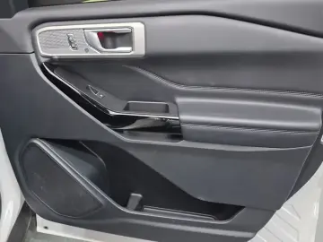 2021 Ford Explorer с пробегом 29 954 км