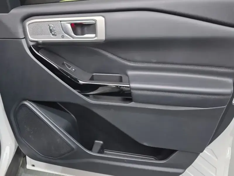 2021 Ford Explorer с пробегом 29 954 км