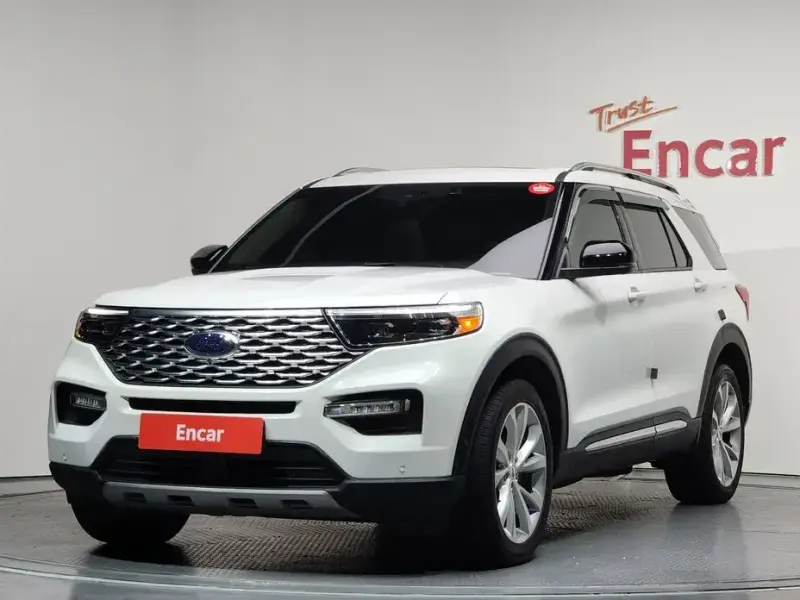 2022 Ford Explorer с пробегом 77 013 км