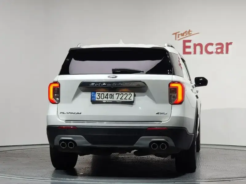 2022 Ford Explorer с пробегом 77 013 км
