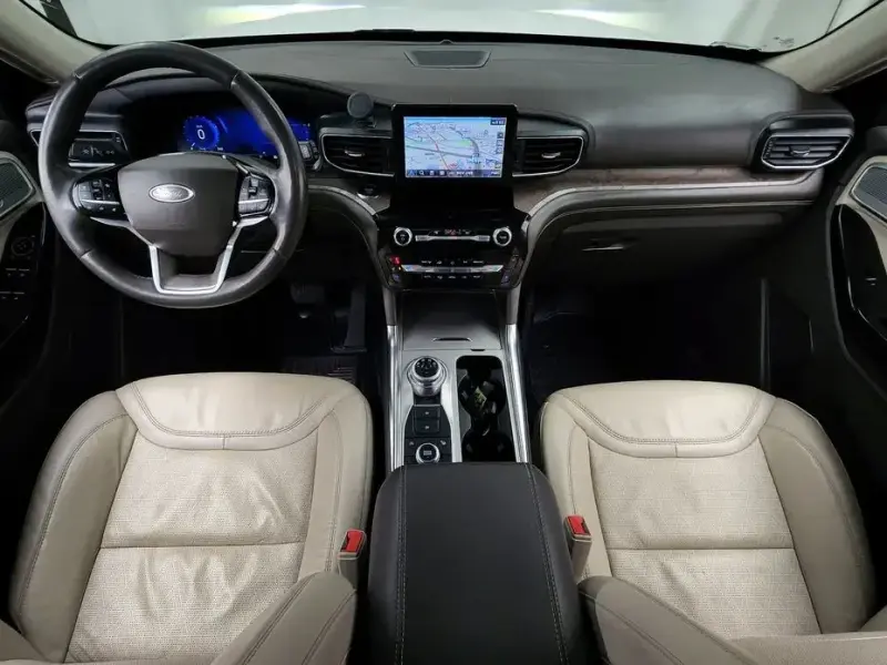2022 Ford Explorer с пробегом 77 013 км